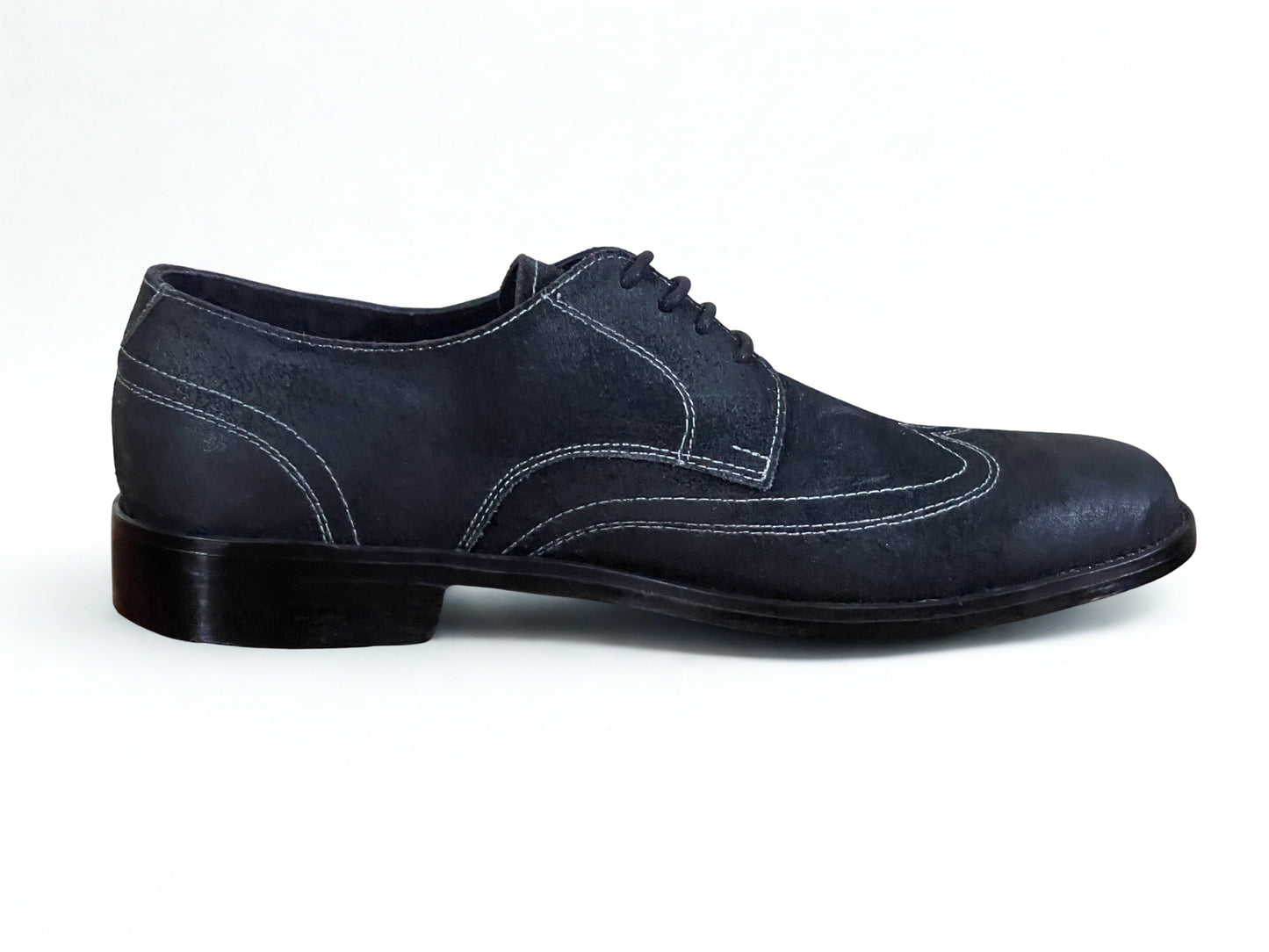 The Mariner’s Wing Black