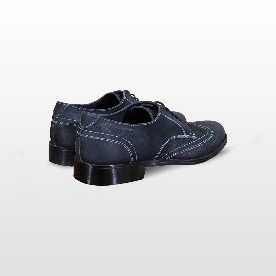 The Mariner’s Wing Black